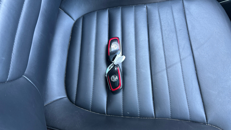 MG Hs 1.5 T-GDI Exclusive 5dr Petrol Hatchback